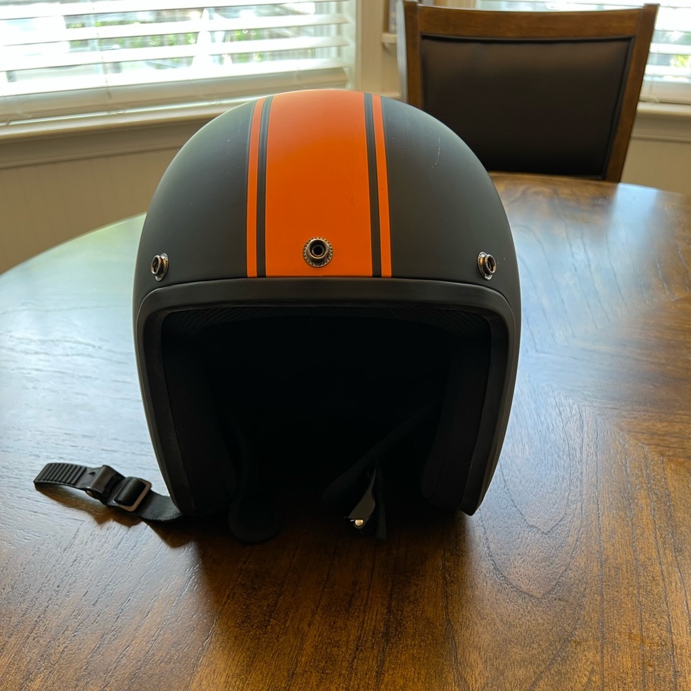 Daytona CRUISER- W/ ORANGE PIN STRIPE DOT  Motorcycle Helmet DC6-O NO VISOR